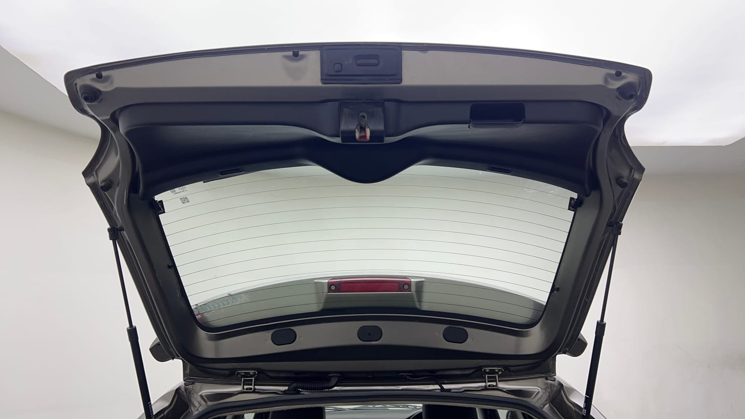 Used 2019 Maruti Suzuki Baleno Zeta Automatic Petrol Automatic interior DICKY DOOR OPEN VIEW