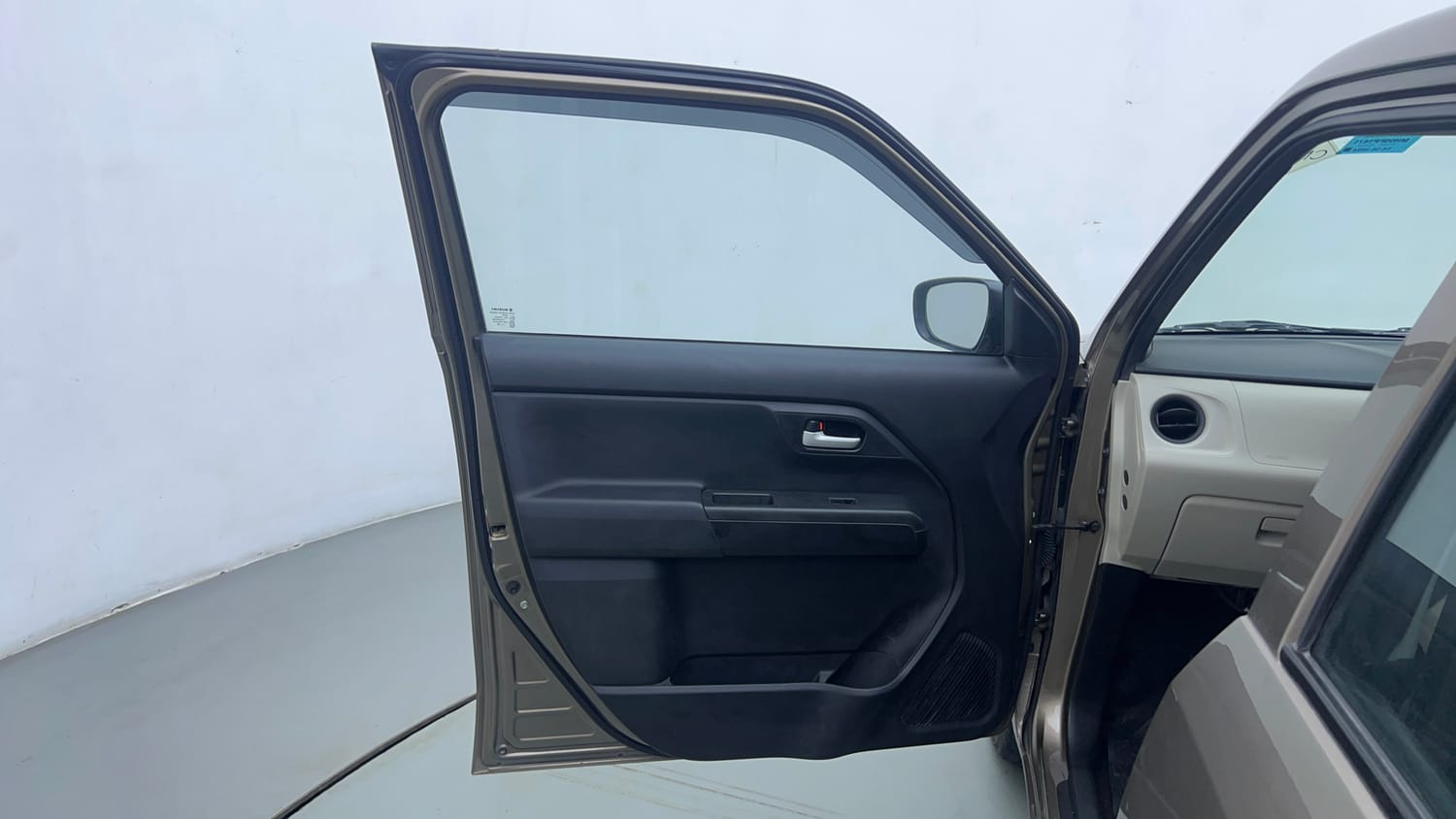 Used 2024 Maruti Suzuki Wagon R VXI 1.0 CNG Cng Manual interior LEFT FRONT DOOR OPEN VIEW