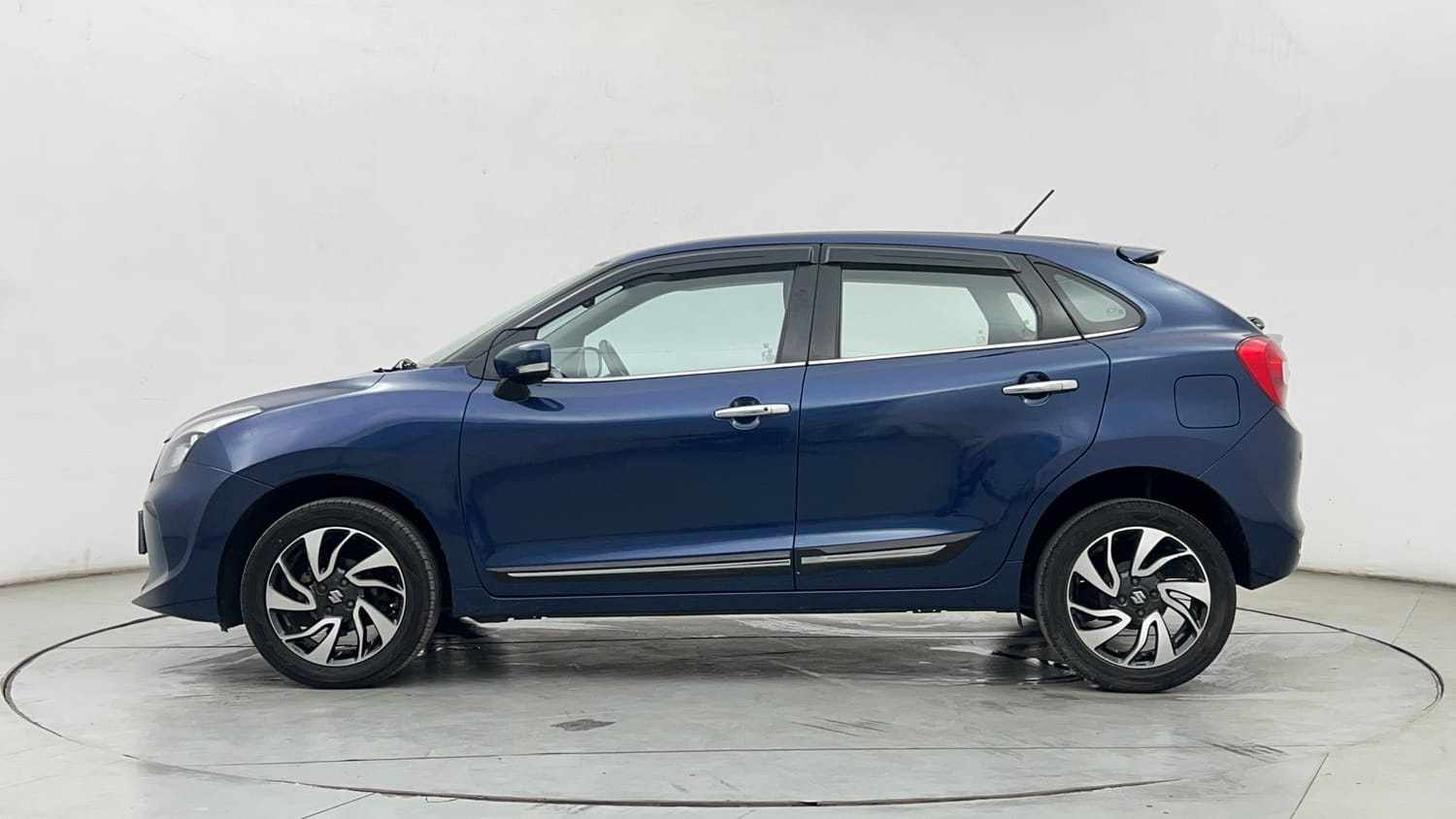 Used 2020 Maruti Suzuki Baleno Zeta Petrol Manual exterior LEFT SIDE VIEW