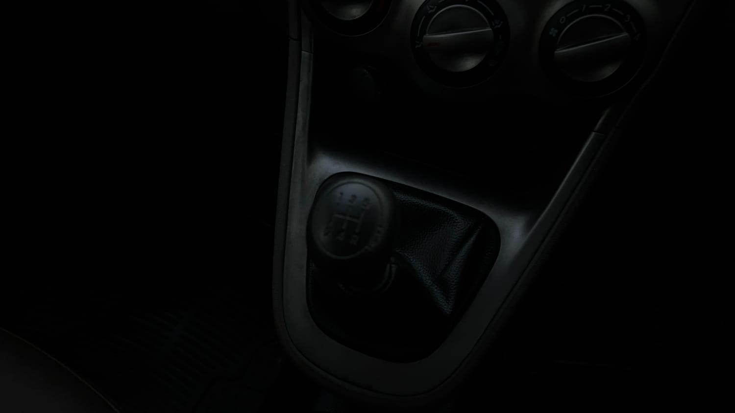Used 2012 Hyundai i10 Era 1.1 iRDE2 Petrol Manual interior GEAR  KNOB VIEW