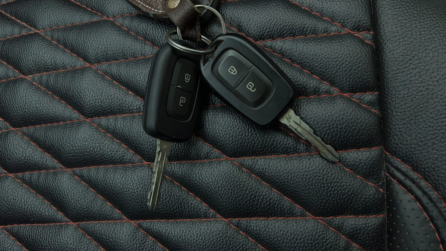 Used 2023 Nissan Magnite Geza Edition Petrol Manual extra CAR KEY VIEW