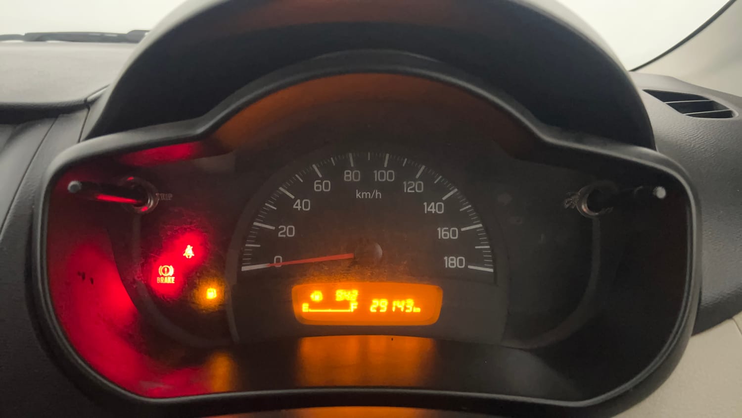 Used 2018 Maruti Suzuki Celerio LXi Petrol Manual interior CLUSTERMETER VIEW