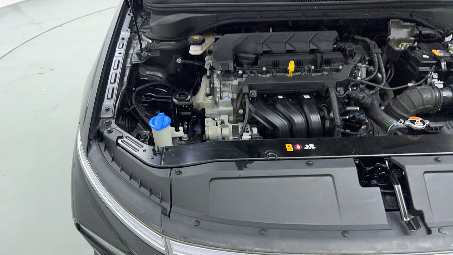 Used 2024 Hyundai Verna SX 1.5 Petrol MT Petrol Manual engine ENGINE RIGHT SIDE VIEW