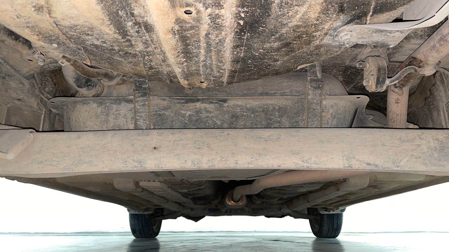 Used 2016 Hyundai Grand i10 Sportz 1.2 Kappa VTVT Petrol Manual extra REAR UNDERBODY VIEW (TAKEN FROM REAR)