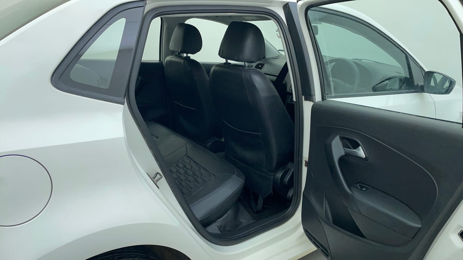 Used 2017 Volkswagen Ameo Comfortline 1.2L (P) Petrol Manual interior RIGHT SIDE REAR DOOR CABIN VIEW