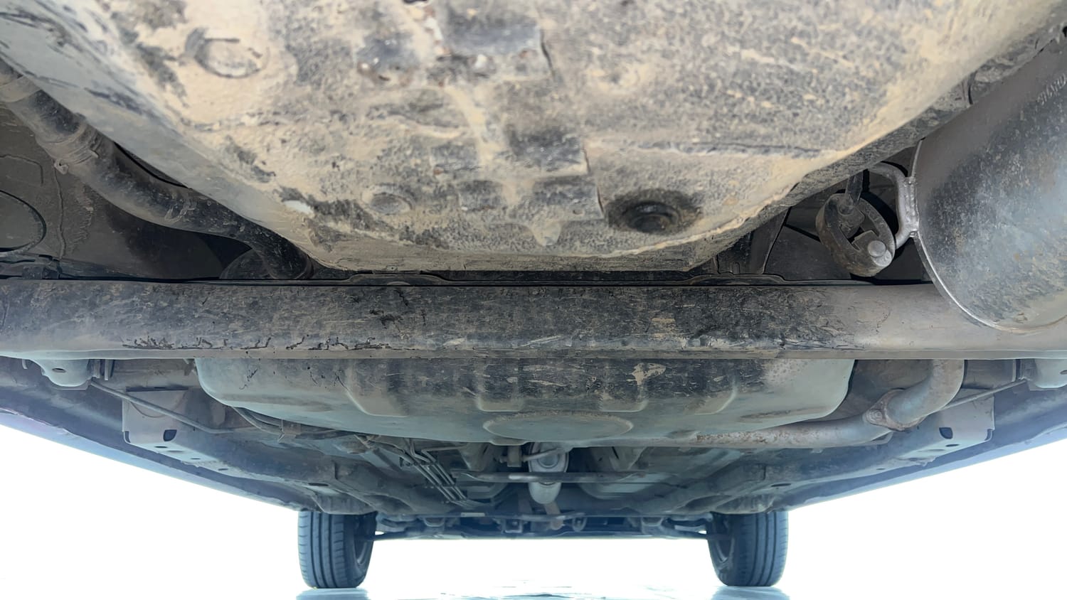 Used 2020 Tata Tiago XT Petrol Manual extra REAR UNDERBODY VIEW (TAKEN FROM REAR)