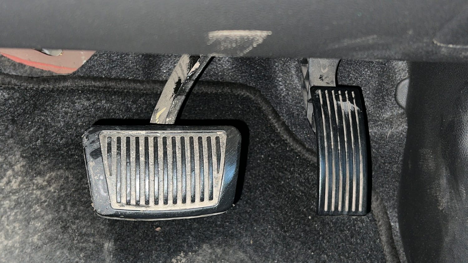 Used 2018 Hyundai Grand i10 Sportz (O) AT 1.2 Kappa VTVT Petrol Automatic interior PEDALS VIEW