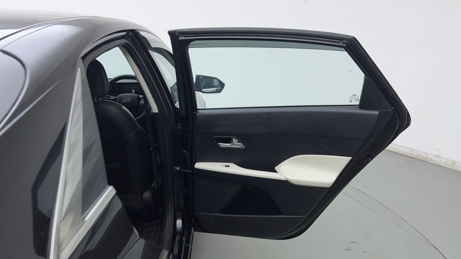 Used 2024 Hyundai Verna SX 1.5 Petrol MT Petrol Manual interior RIGHT REAR DOOR OPEN VIEW