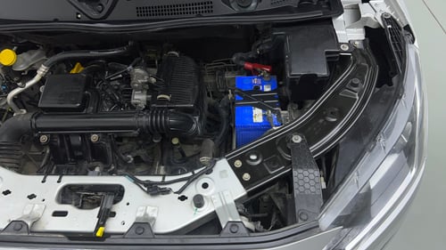 Used 2021 Nissan Magnite XL Petrol Manual engine ENGINE LEFT SIDE VIEW