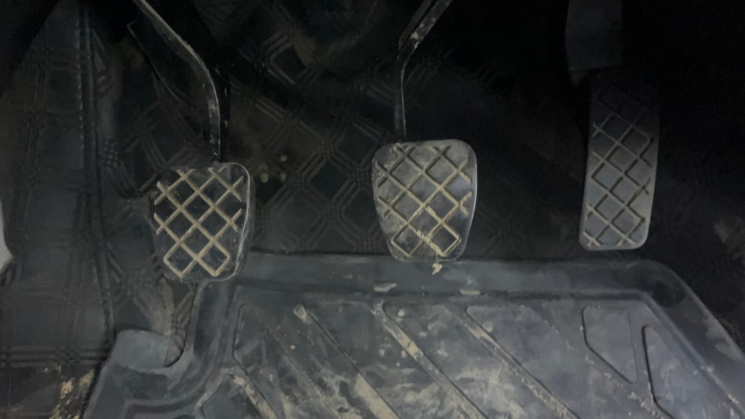 Used 2023 Volkswagen Taigun Highline 1.0 TSI MT Petrol Manual interior PEDALS VIEW