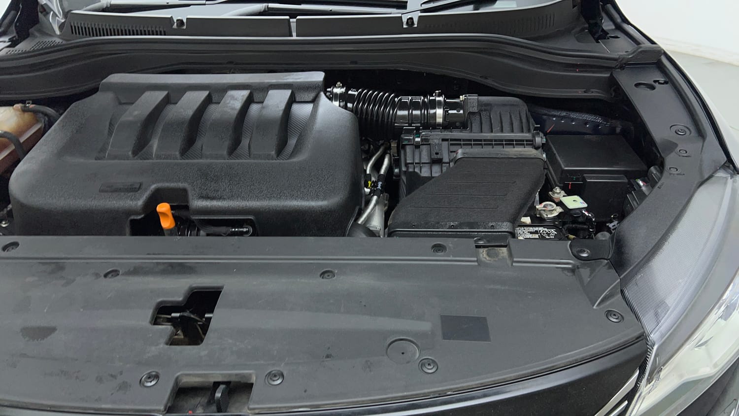 Used 2024 Mahindra XUV700 AX 5 Petrol AT 5 STR Petrol Automatic engine ENGINE LEFT SIDE VIEW