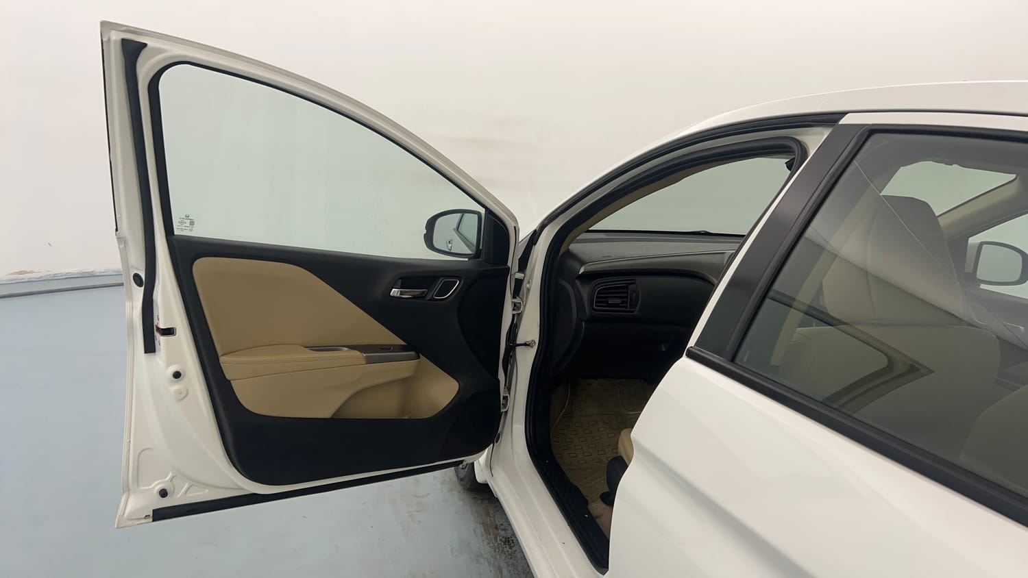 Used 2020 Honda City ZX Petrol Petrol Manual interior LEFT FRONT DOOR OPEN VIEW