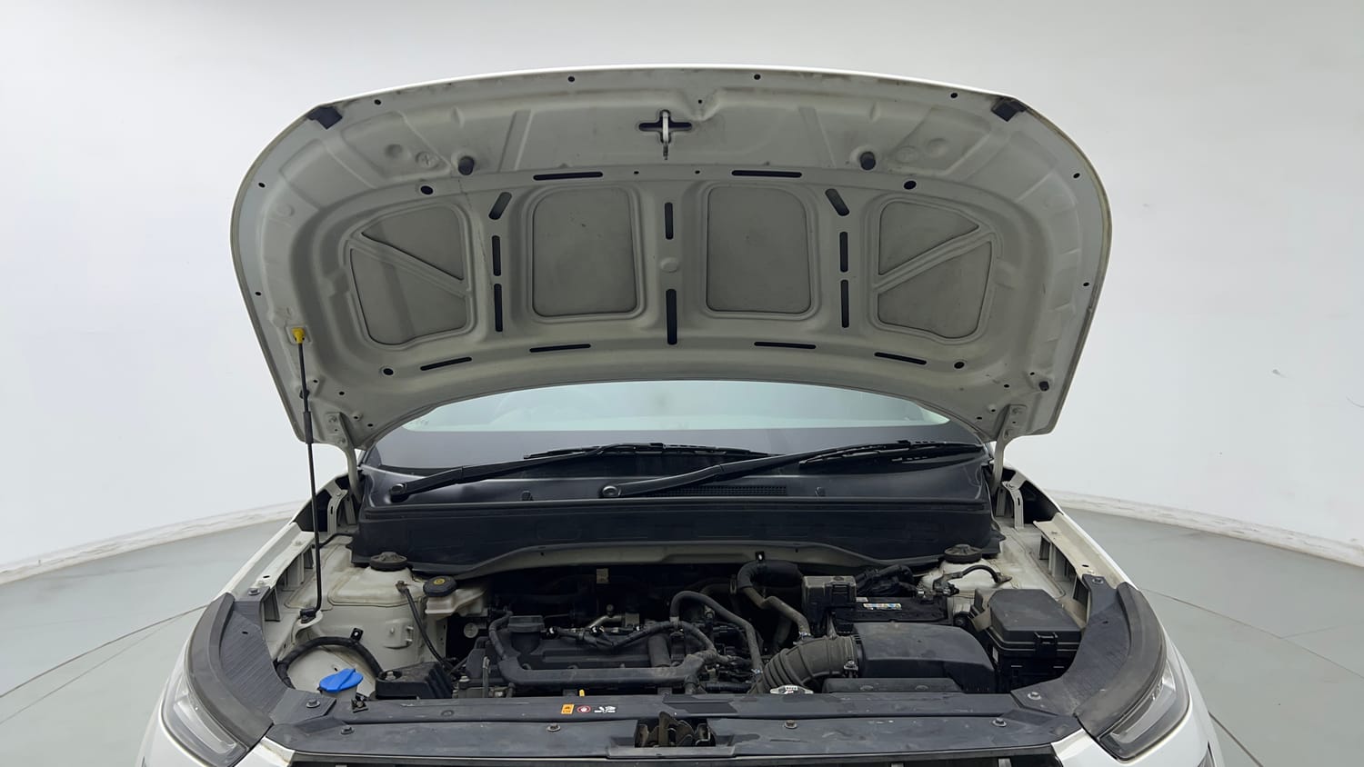 Used 2021 Hyundai Venue S 1.2 Petrol Petrol Manual engine ENGINE & BONNET OPEN FRONT VIEW