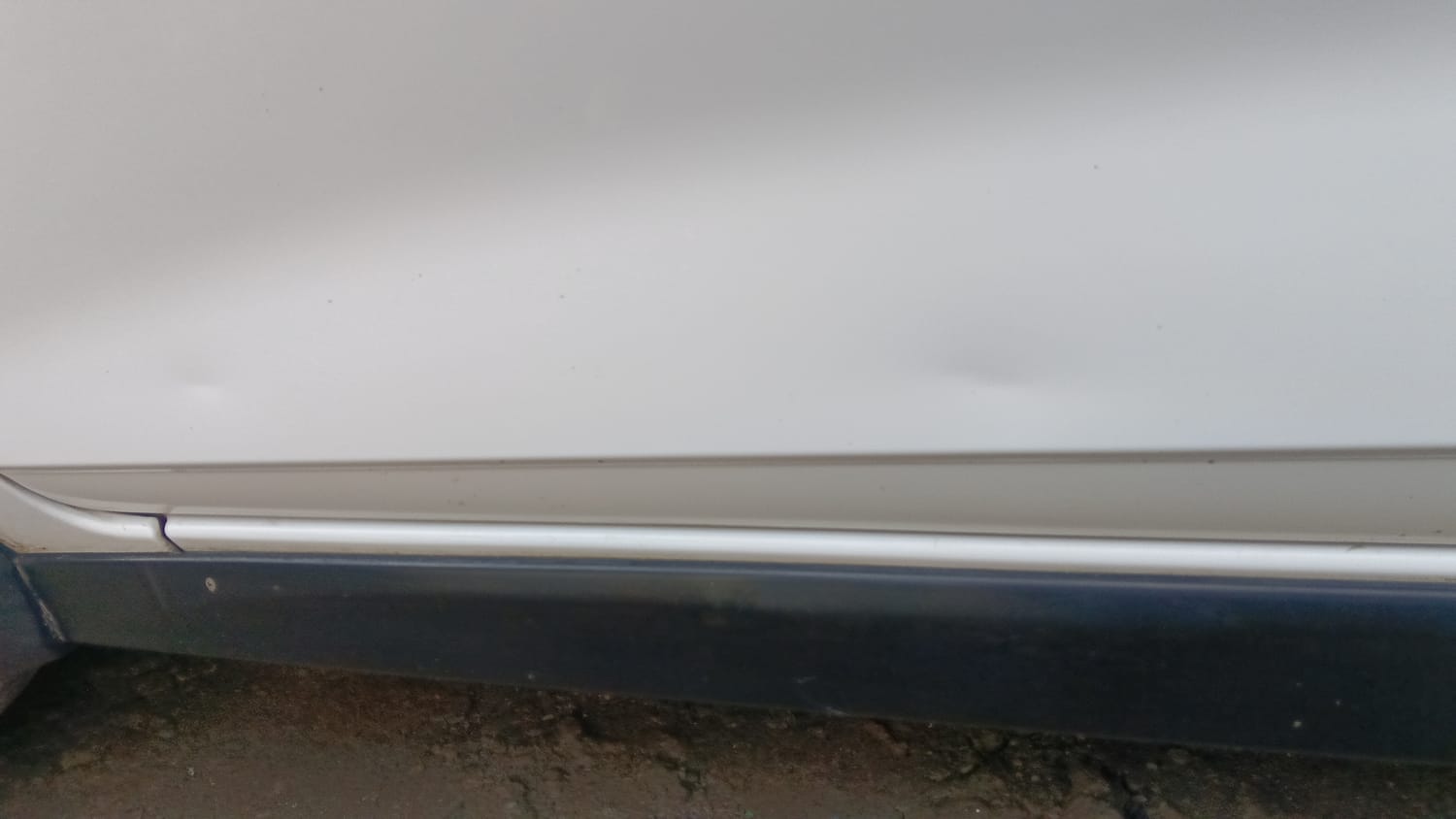 Used 2021 Hyundai i20 Asta 1.2 IVT Petrol Automatic dents MINOR DENT