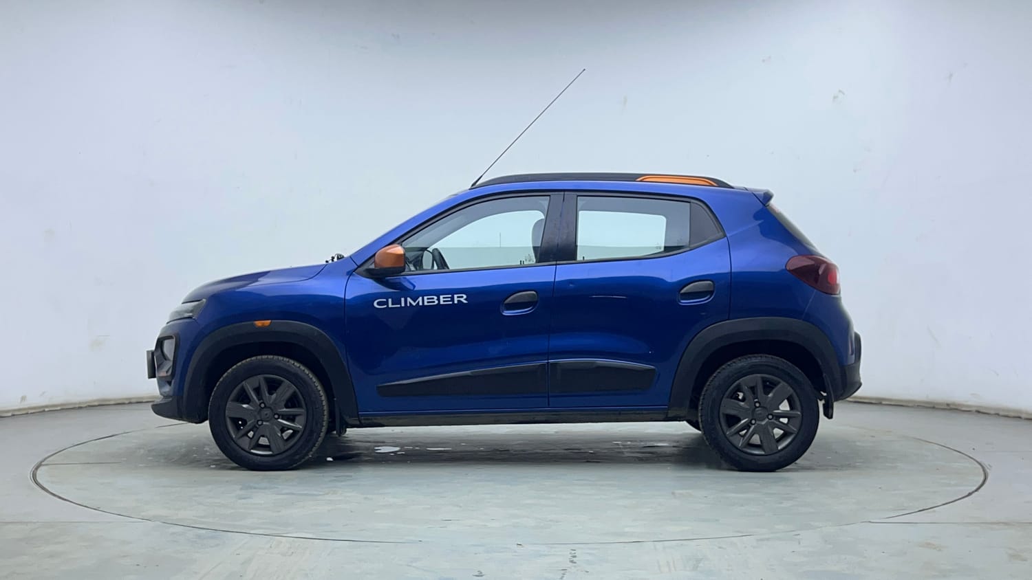 Used 2020 Renault Kwid CLIMBER 1.0 AMT Opt Petrol Automatic exterior LEFT SIDE VIEW
