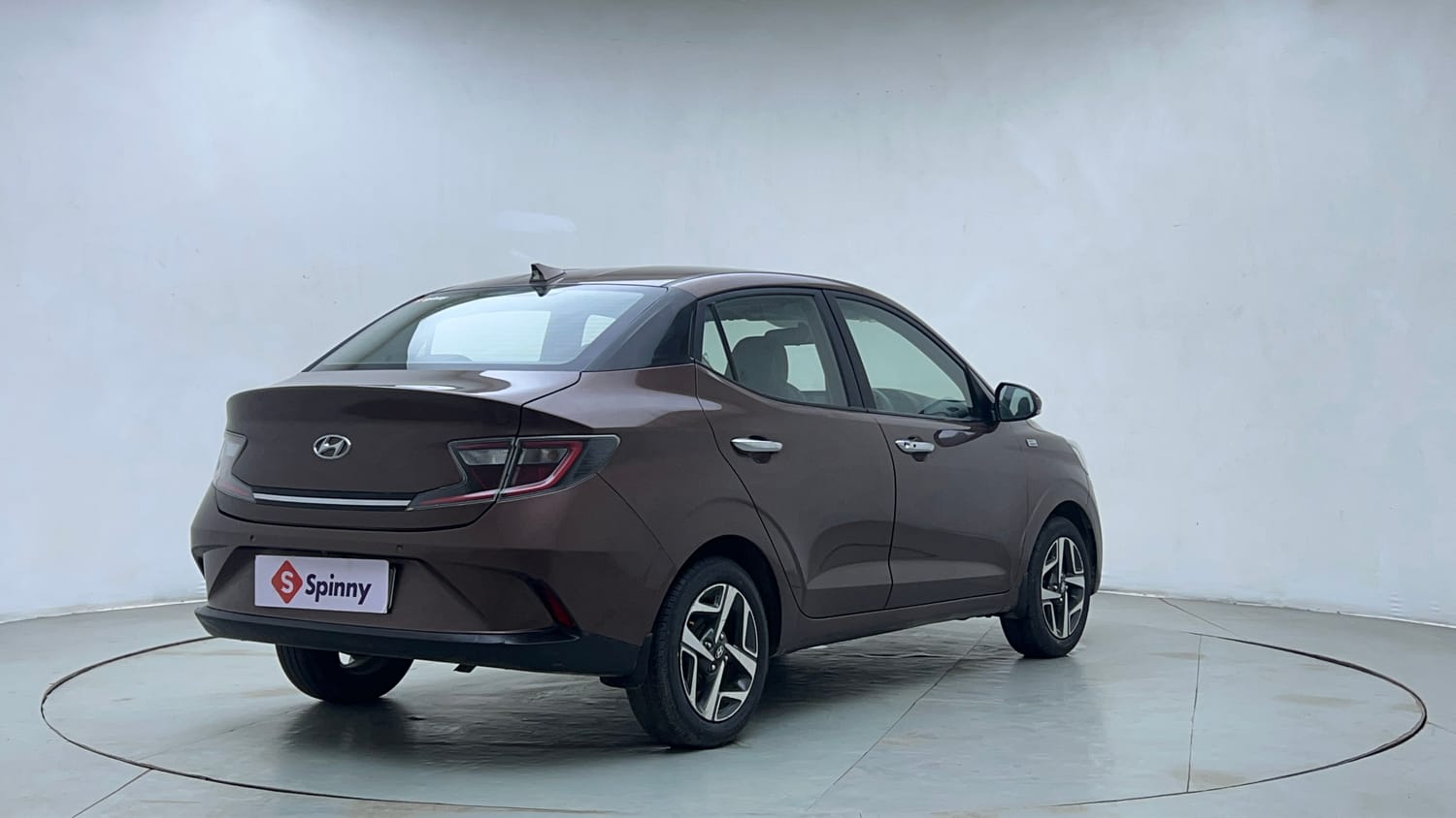 Used 2020 Hyundai Aura SX Plus 1.2 AMT Petrol Petrol Automatic exterior RIGHT REAR CORNER VIEW