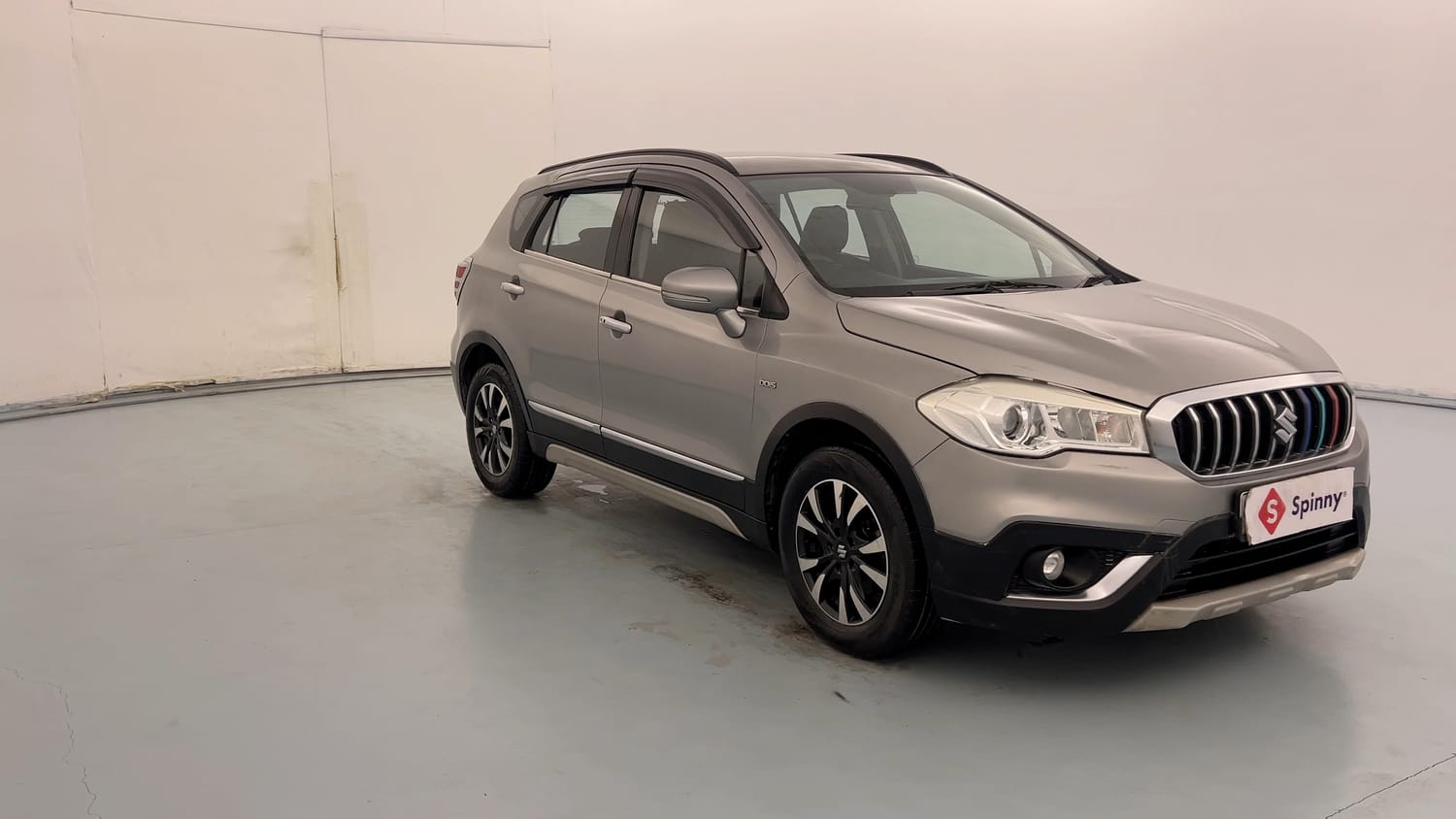 Used 2019 Maruti Suzuki S-Cross Delta 1.3 Diesel Manual exterior RIGHT FRONT CORNER VIEW