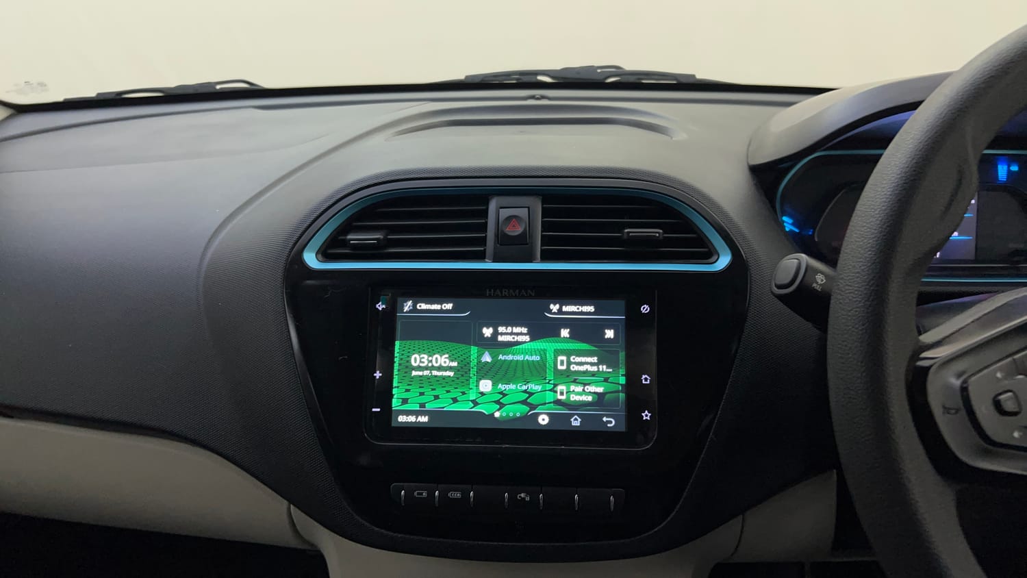 Used 2024 Tata Tiago EV XT Medium Range Electric Automatic top_features Touch screen infotainment system