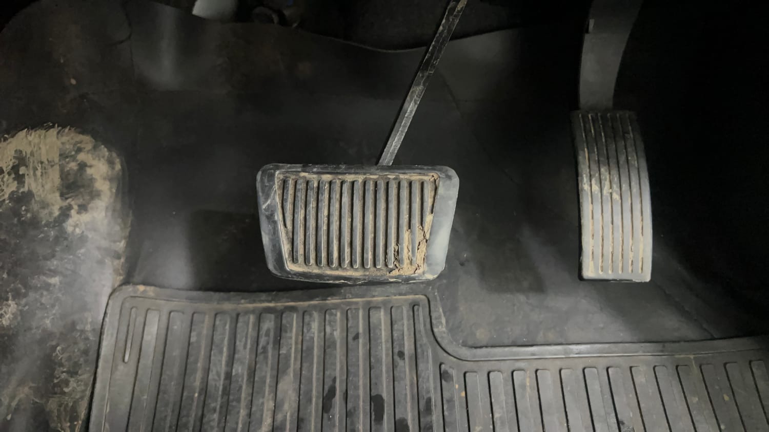 Used 2022 Hyundai i20 Sportz 1.2 IVT Petrol Automatic interior PEDALS VIEW