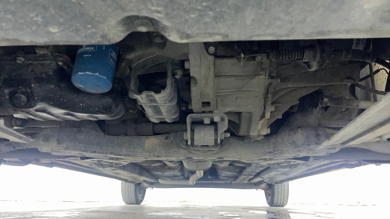 Used 2018 Hyundai Xcent SX Petrol Manual extra FRONT LEFT UNDERBODY VIEW