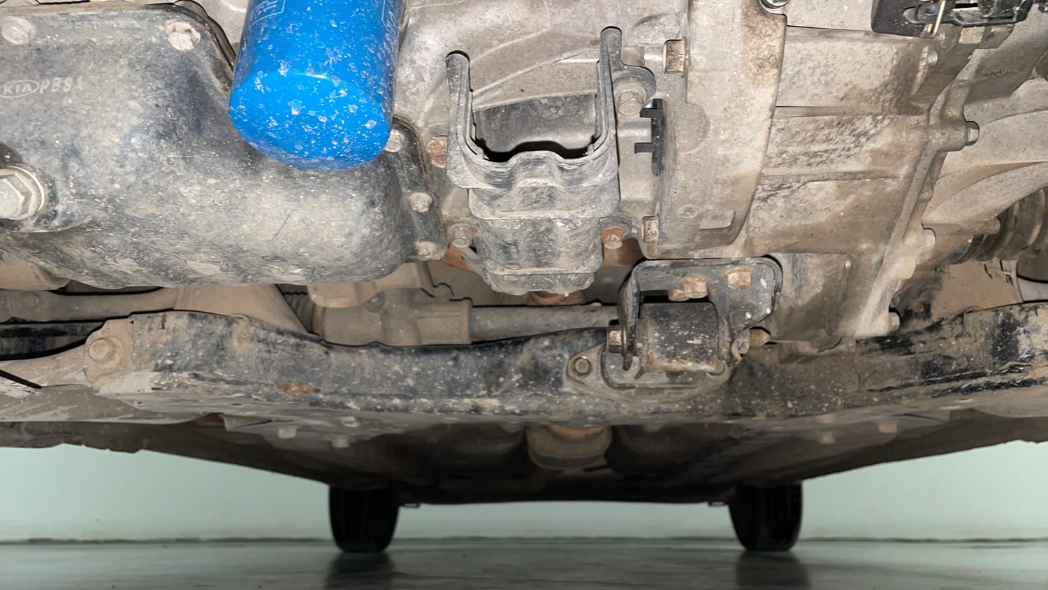 Used 2020 Hyundai Grand i10 Sportz 1.2 Kappa VTVT Petrol Manual extra FRONT LEFT UNDERBODY VIEW