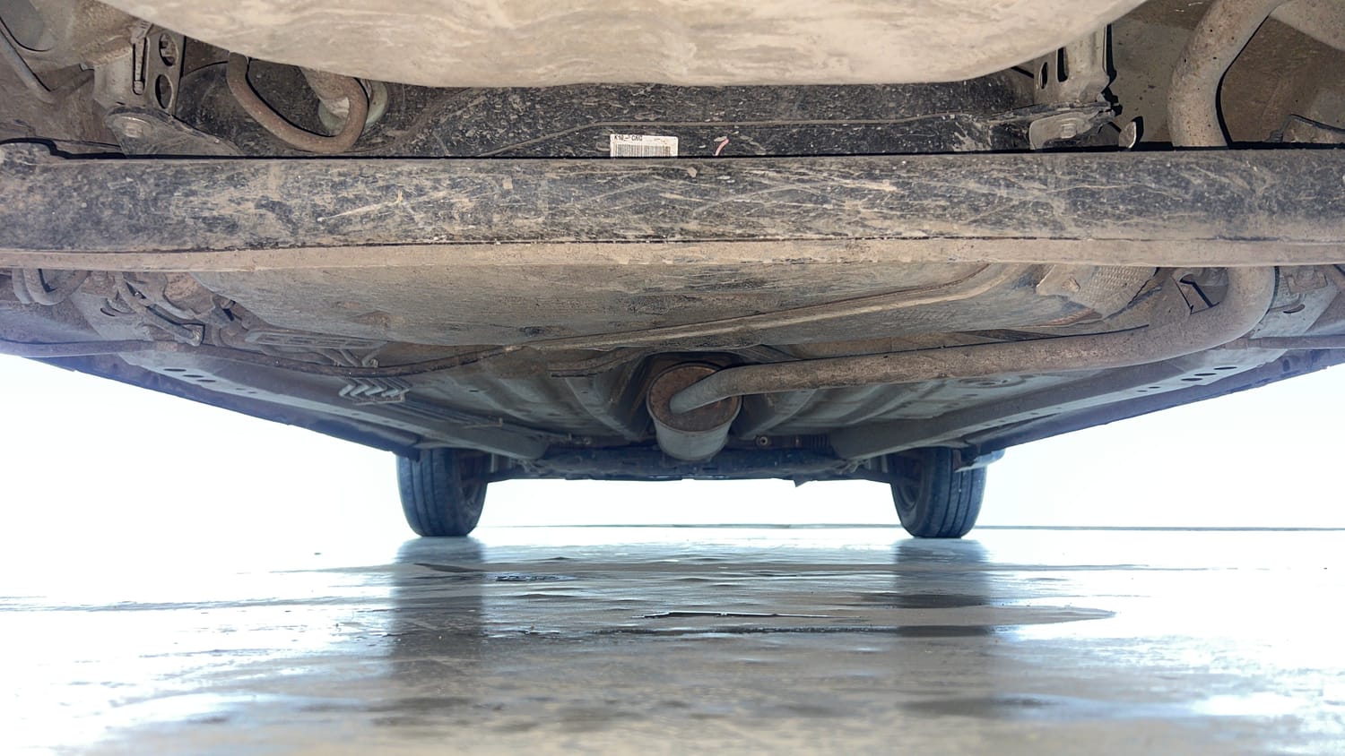 Used 2024 Maruti Suzuki Wagon R VXI 1.0 CNG Cng Manual extra REAR UNDERBODY VIEW (TAKEN FROM REAR)