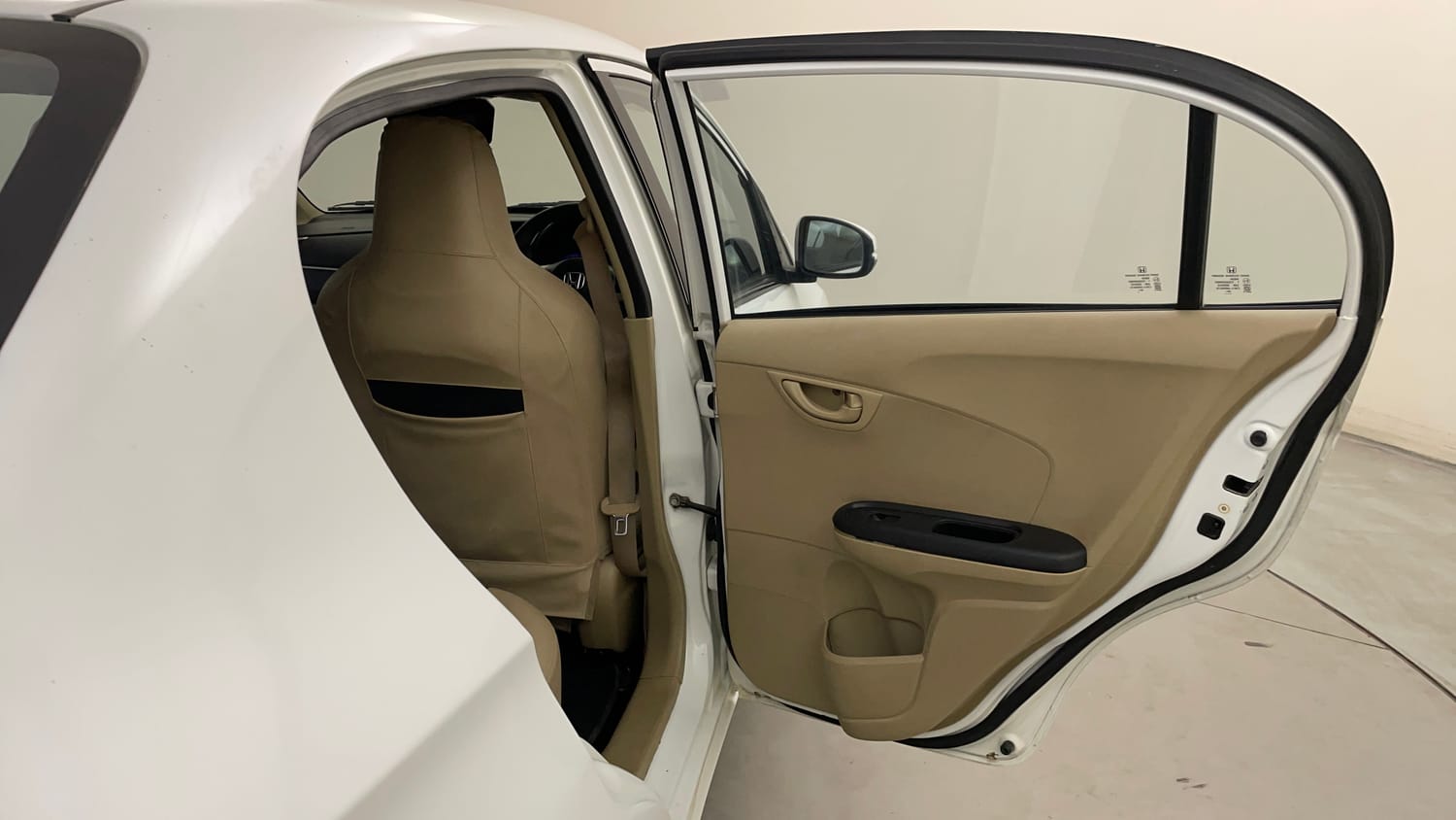 Used 2018 Honda Amaze 1.2 S i-VTEC Opt Petrol Manual interior RIGHT REAR DOOR OPEN VIEW