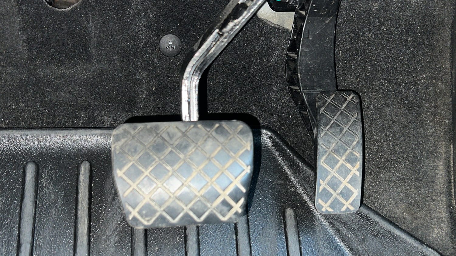Used 2022 Skoda Slavia Ambition 1.0L TSI AT Petrol Automatic interior PEDALS VIEW