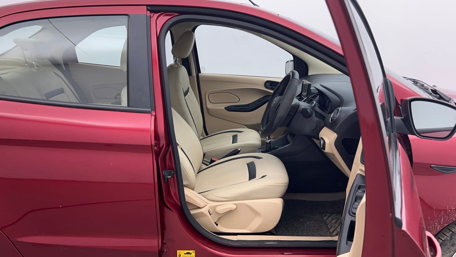 Used 2019 Ford Figo Aspire Titanium1.5 TDCi Diesel Manual interior RIGHT SIDE FRONT DOOR CABIN VIEW