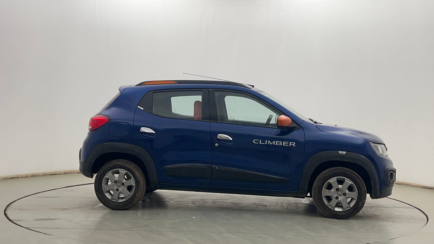 Used 2019 Renault Kwid CLIMBER 1.0 Petrol Manual exterior RIGHT SIDE VIEW