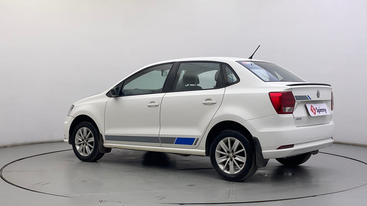 Used 2017 Volkswagen Ameo Comfortline 1.2L (P) Petrol Manual exterior LEFT REAR CORNER VIEW