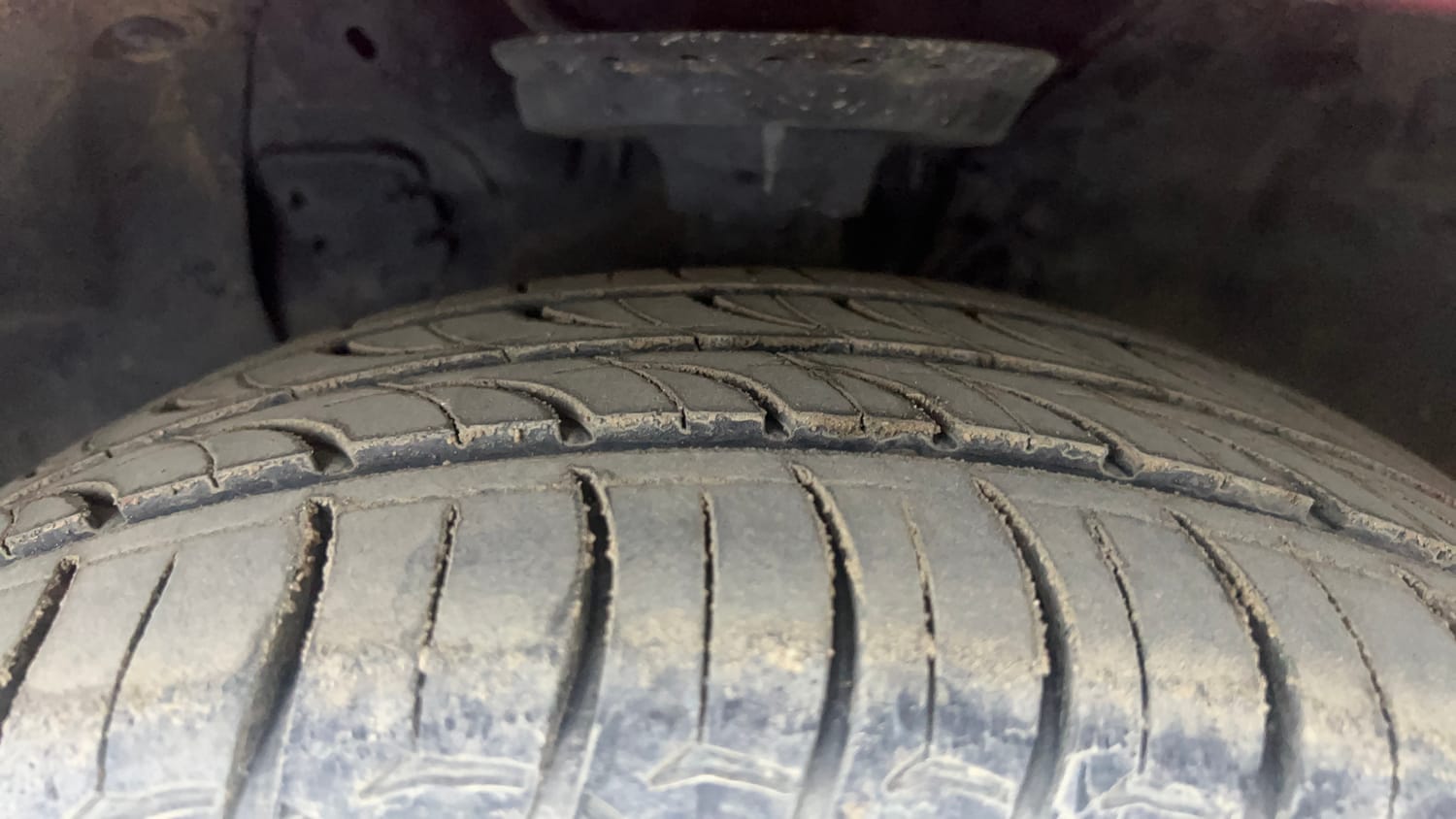 Used 2015 Hyundai Elite i20 Asta 1.2 Petrol Manual tyres LEFT FRONT TYRE TREAD VIEW