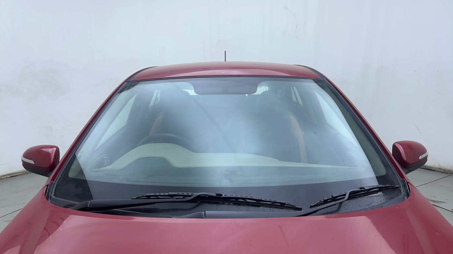 Used 2015 Hyundai Elite i20 Asta 1.2 Petrol Manual exterior FRONT WINDSHIELD VIEW