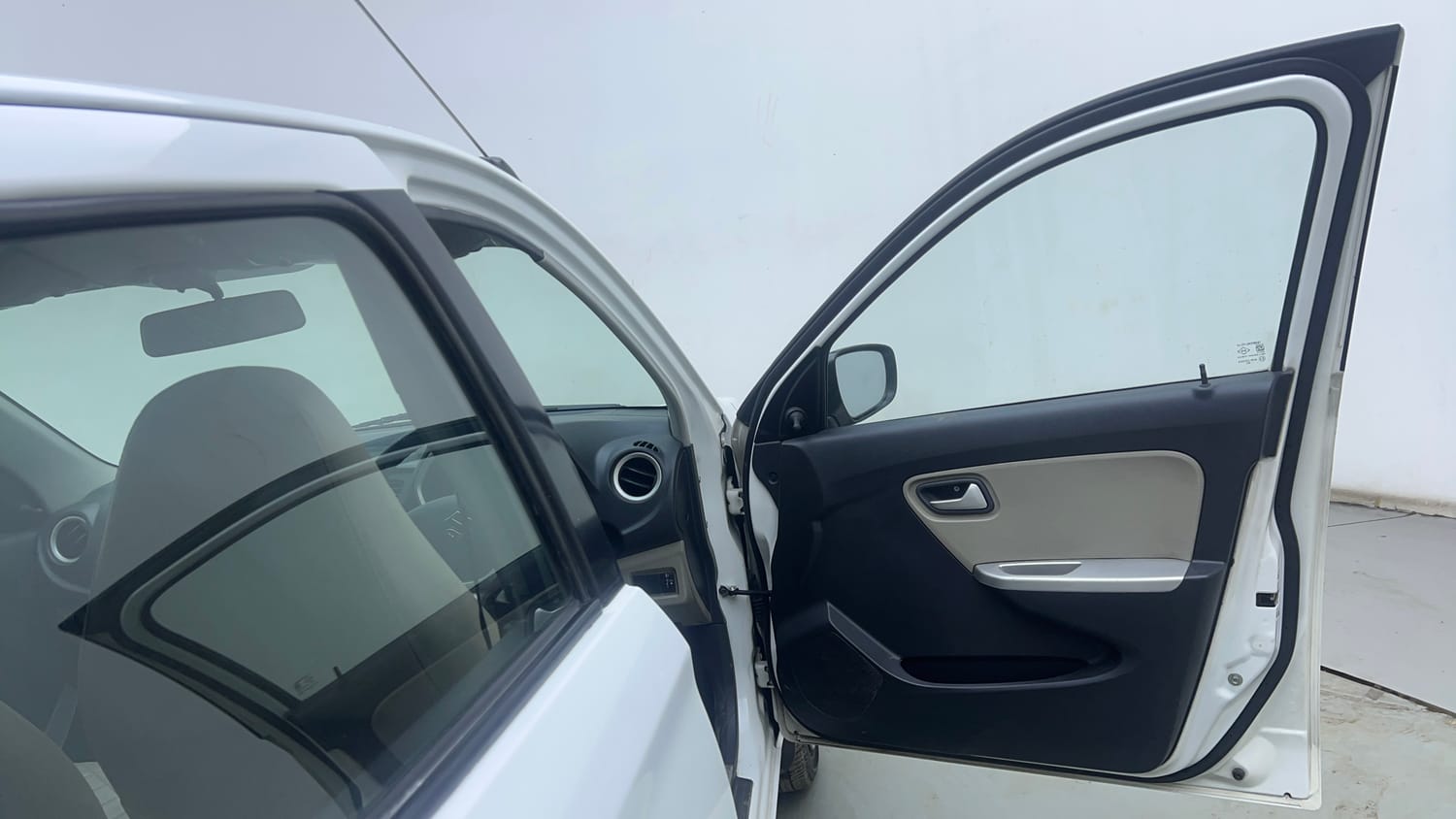 Used 2016 Maruti Suzuki Alto K10 VXi Petrol Manual interior RIGHT FRONT DOOR OPEN VIEW