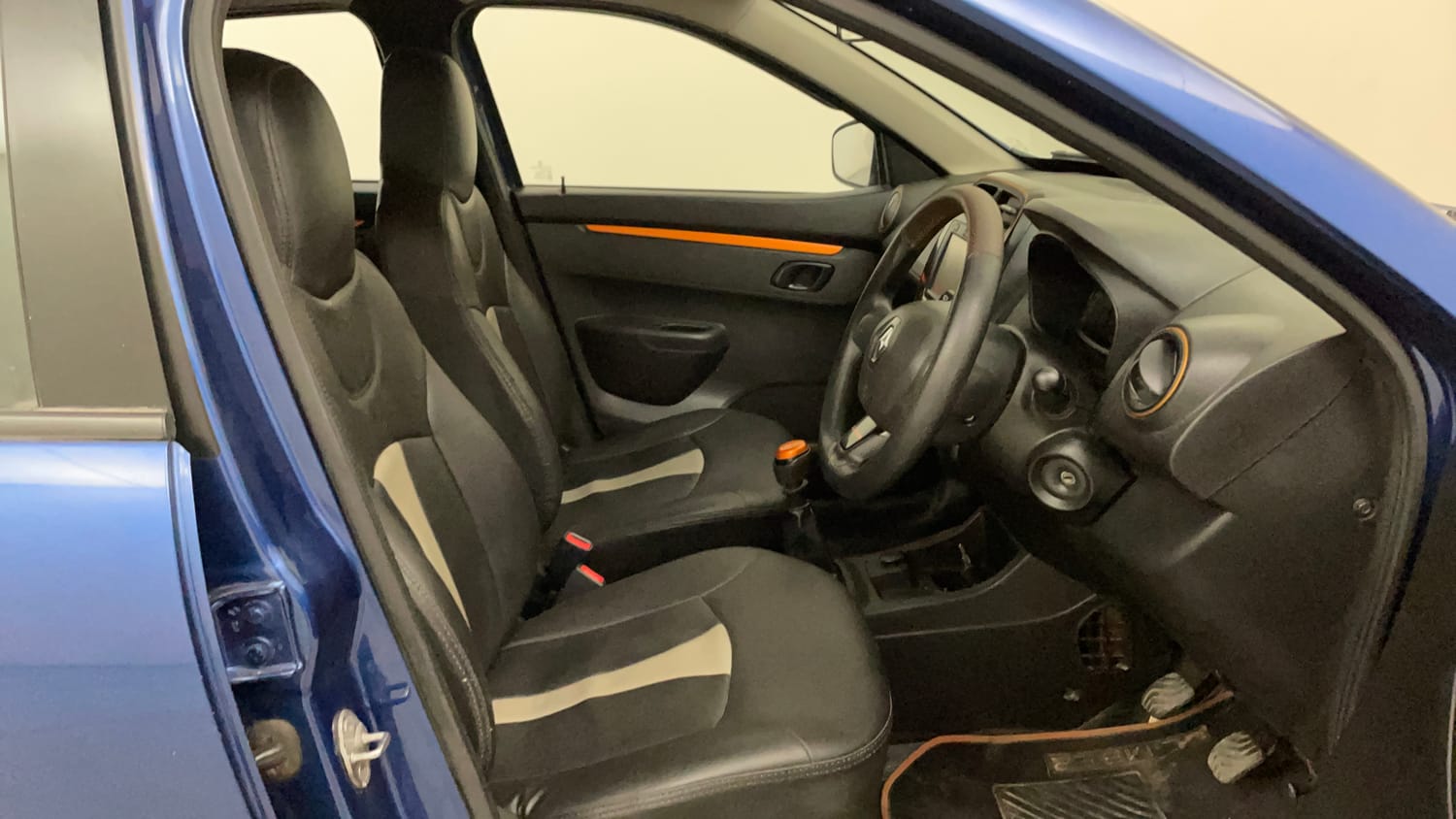 Used 2017 Renault Kwid CLIMBER 1.0 Petrol Manual interior RIGHT SIDE FRONT DOOR CABIN VIEW