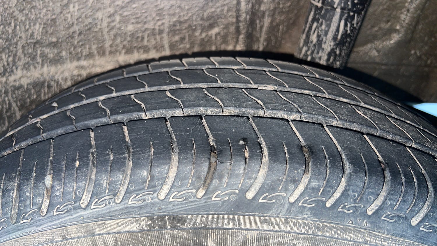 Used 2024 Maruti Suzuki Wagon R VXI 1.0 CNG Cng Manual tyres LEFT REAR TYRE TREAD VIEW