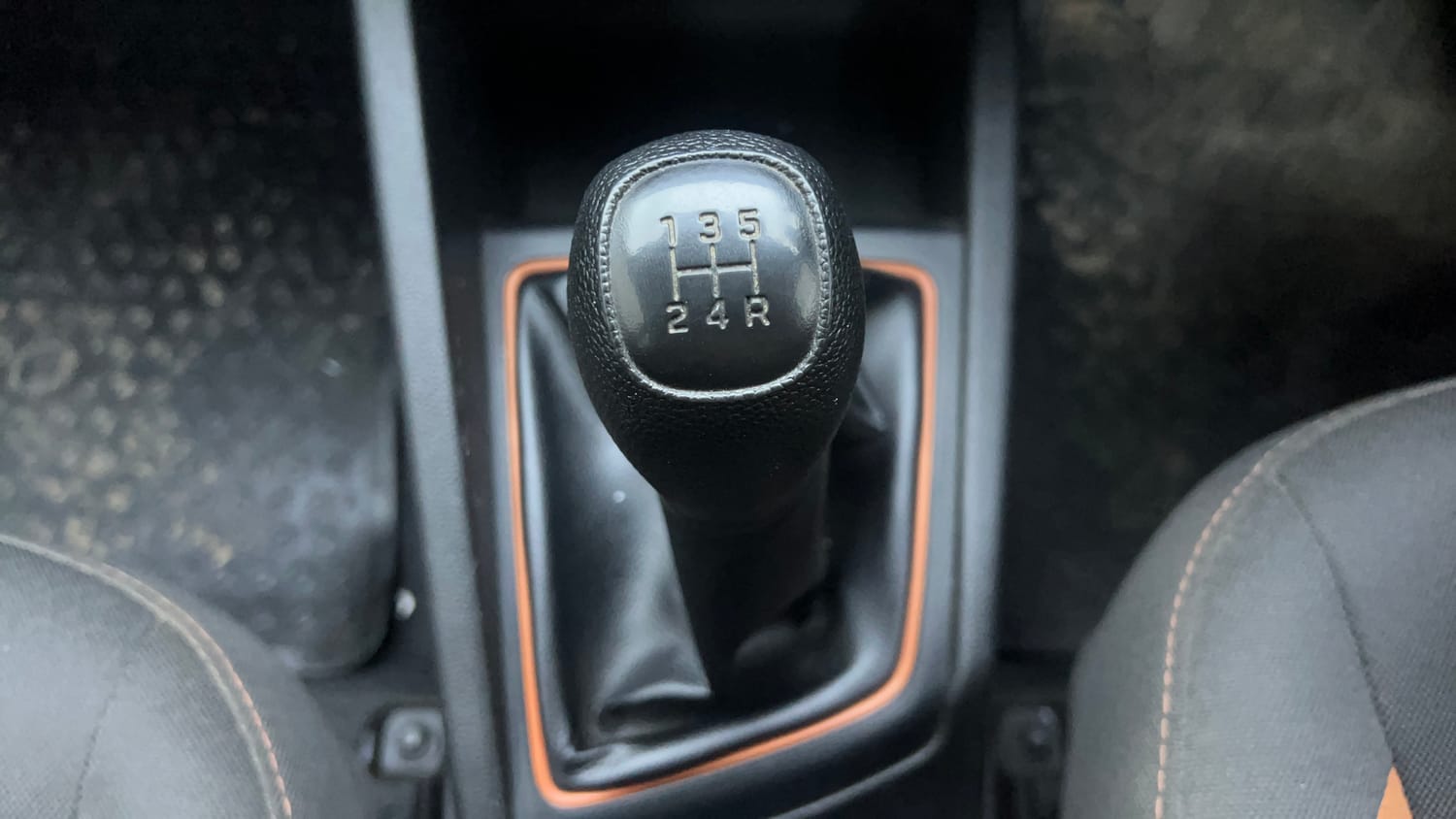 Used 2015 Hyundai i20 Active 1.2 S Petrol Manual interior GEAR  KNOB VIEW