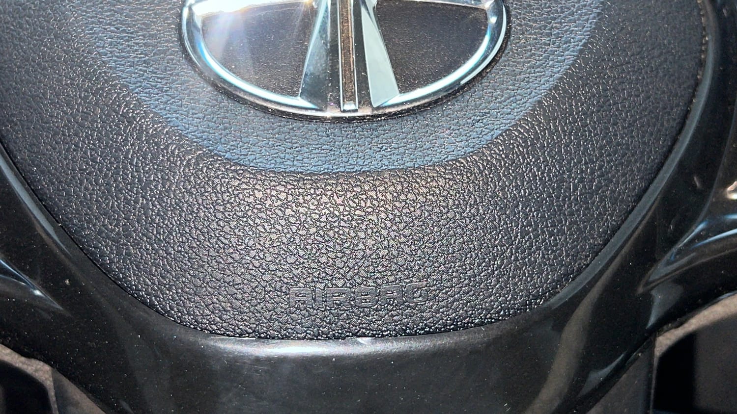 Used 2024 Tata Punch Pure MT Petrol Manual top_features Airbags