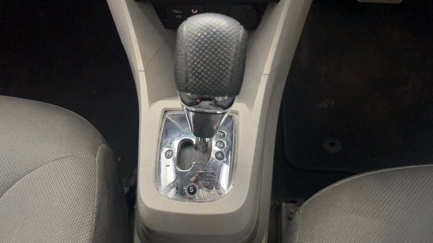 Used 2017 Tata Tiago Revotron XZA Petrol Automatic interior GEAR  KNOB VIEW