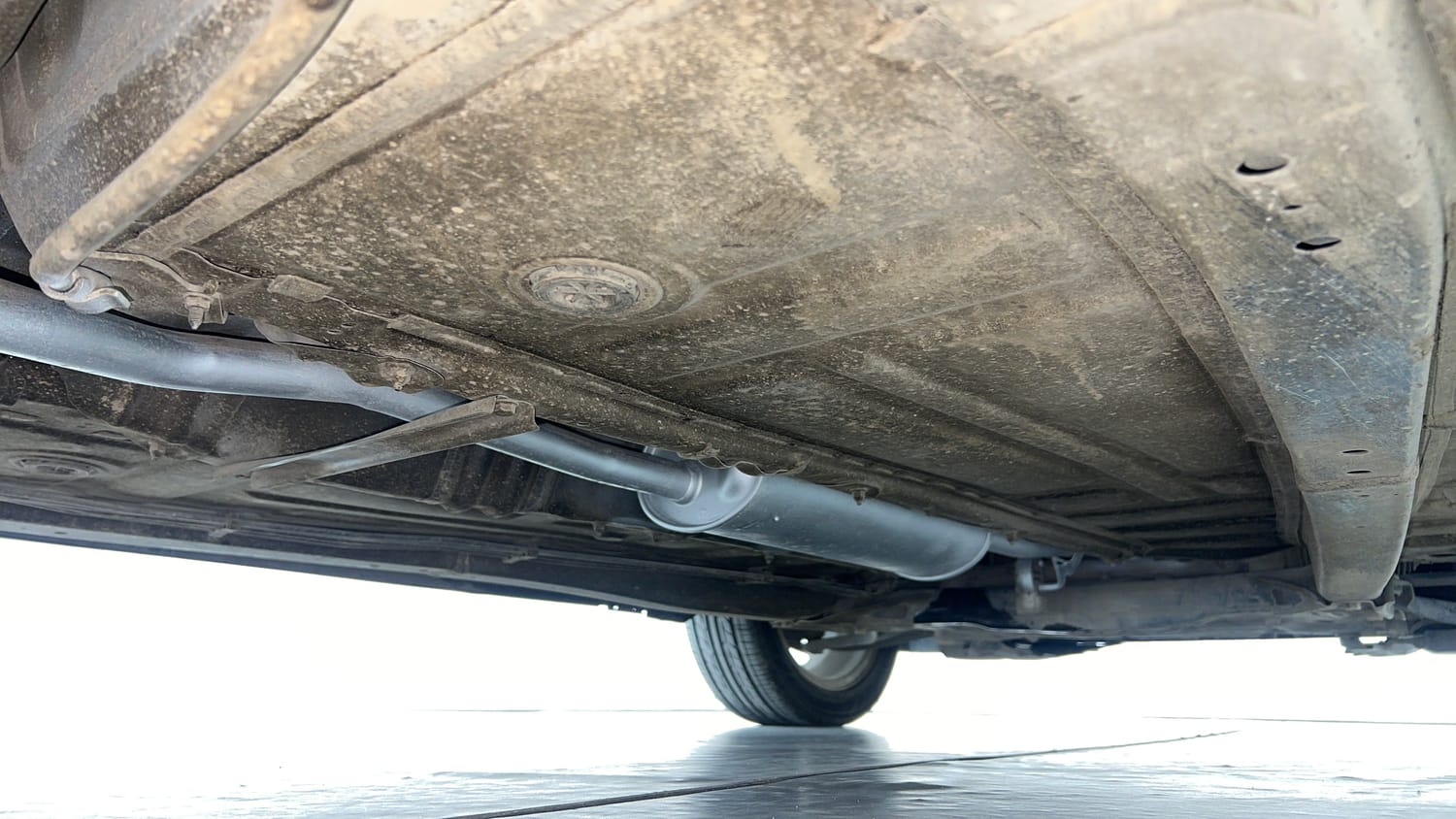 Used 2020 Maruti Suzuki Baleno Zeta Petrol Manual extra REAR RIGHT UNDERBODY VIEW