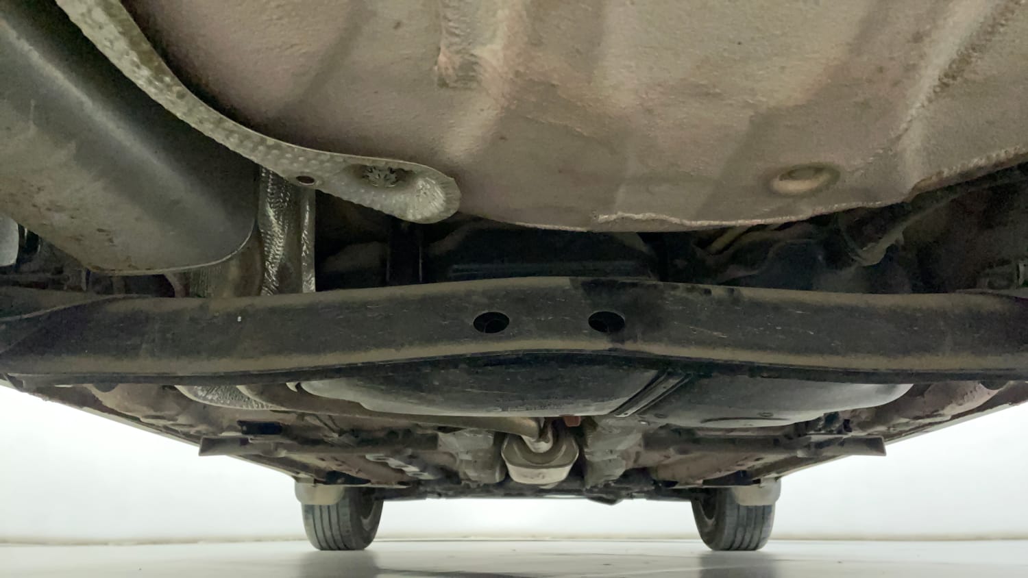 Used 2022 Volkswagen Taigun GT 1.5 TSI MT Petrol Manual extra REAR UNDERBODY VIEW (TAKEN FROM REAR)