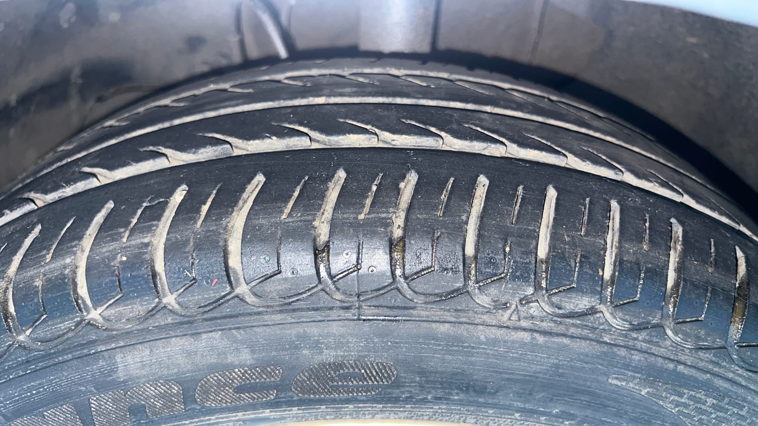 Used 2017 Tata Tiago Revotron XZA Petrol Automatic tyres LEFT FRONT TYRE TREAD VIEW