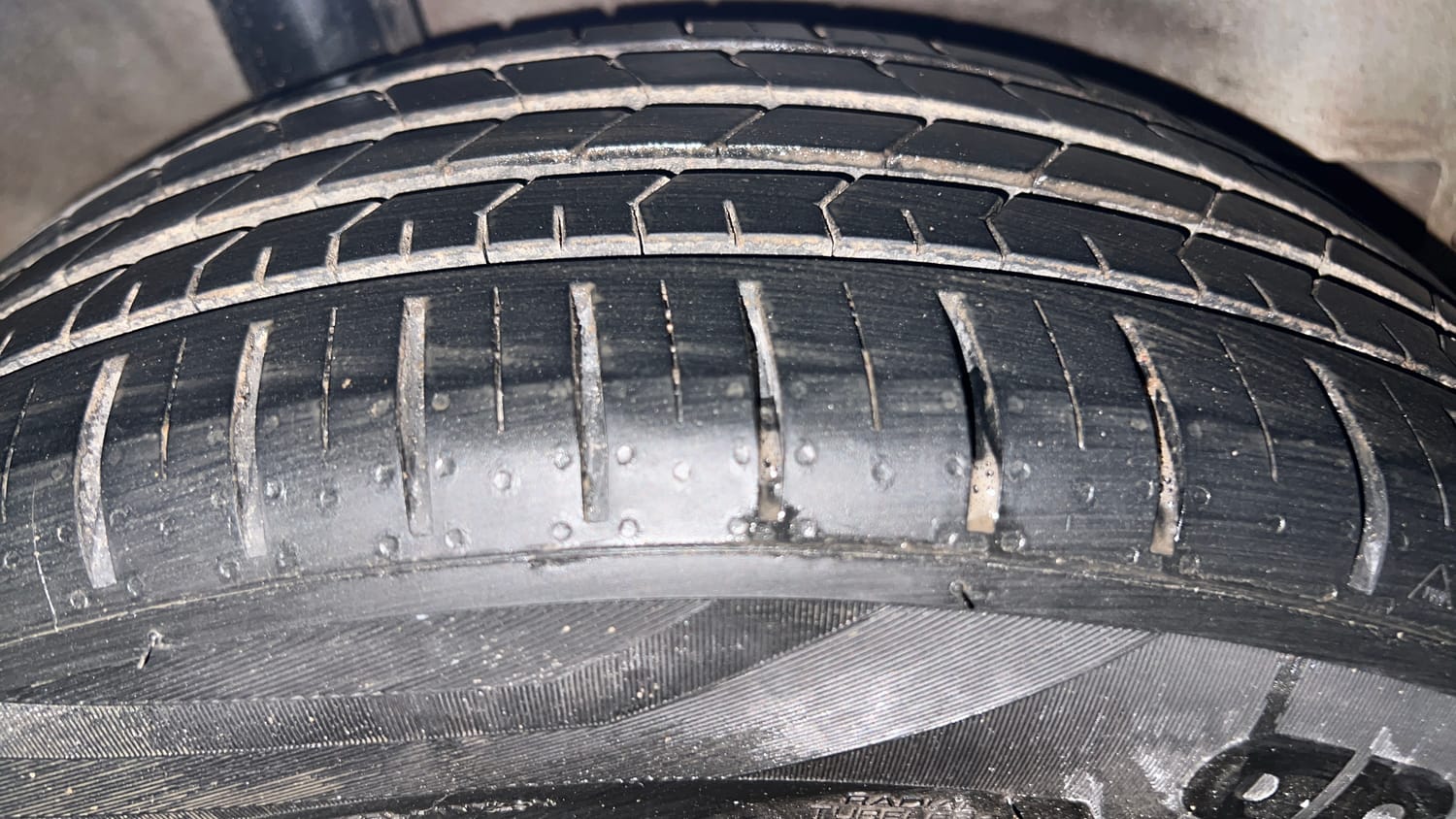 Used 2019 Honda City ZX CVT Petrol Petrol Automatic tyres RIGHT REAR TYRE TREAD VIEW