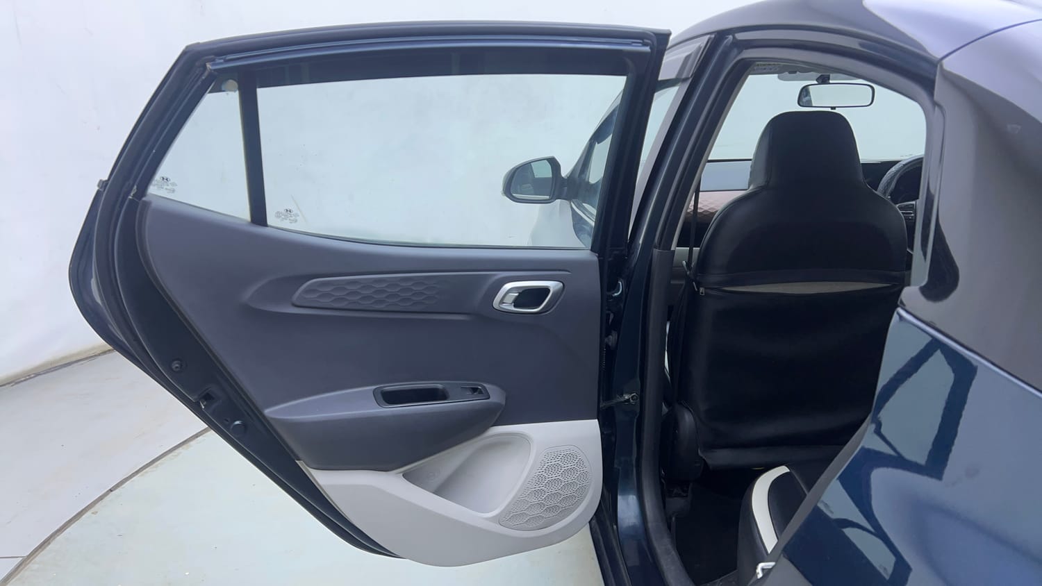 Used 2023 Hyundai Aura SX 1.2 CNG Cng Manual interior LEFT REAR DOOR OPEN VIEW