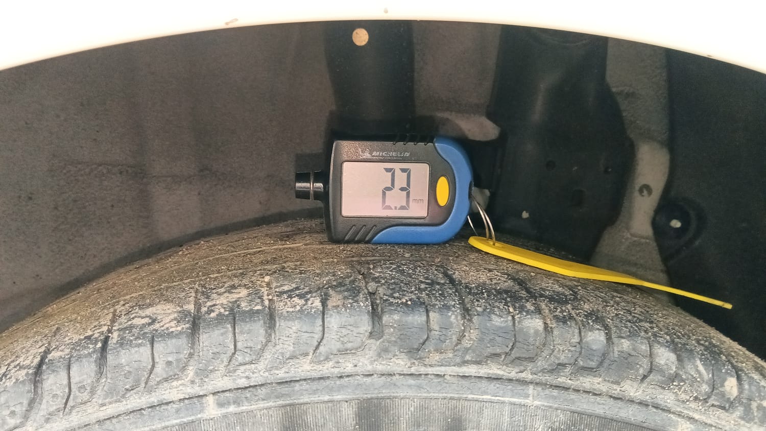 Used 2021 Hyundai i20 Asta 1.2 IVT Petrol Automatic tyres LEFT REAR TYRE TREAD VIEW