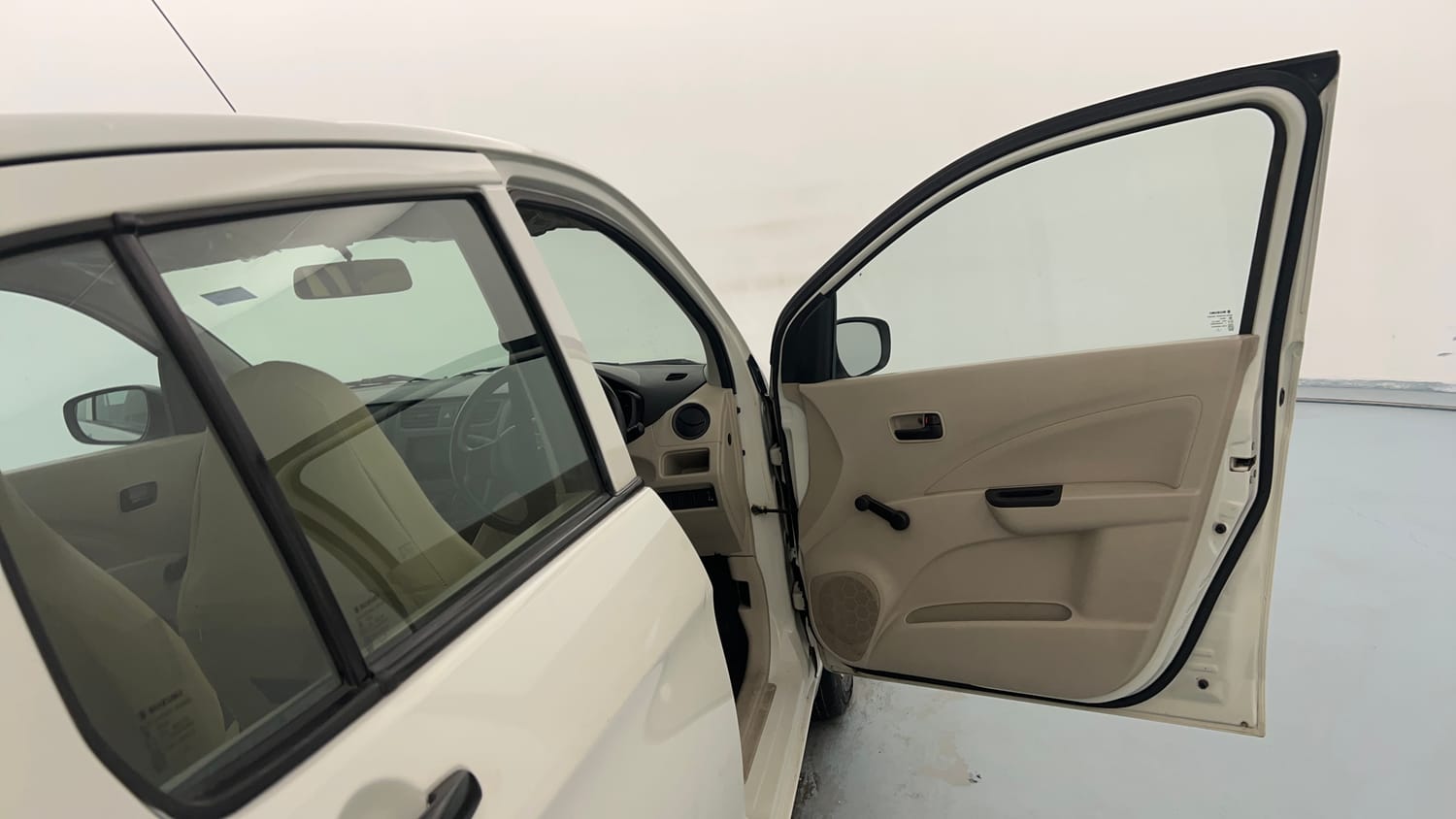 Used 2018 Maruti Suzuki Celerio LXi Petrol Manual interior RIGHT FRONT DOOR OPEN VIEW