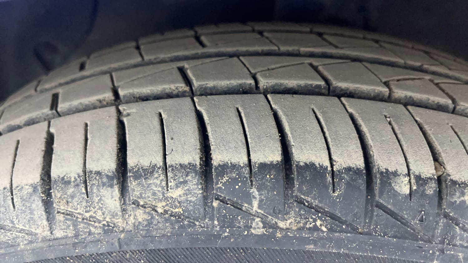 Used 2018 Hyundai Xcent SX Petrol Manual tyres LEFT FRONT TYRE TREAD VIEW