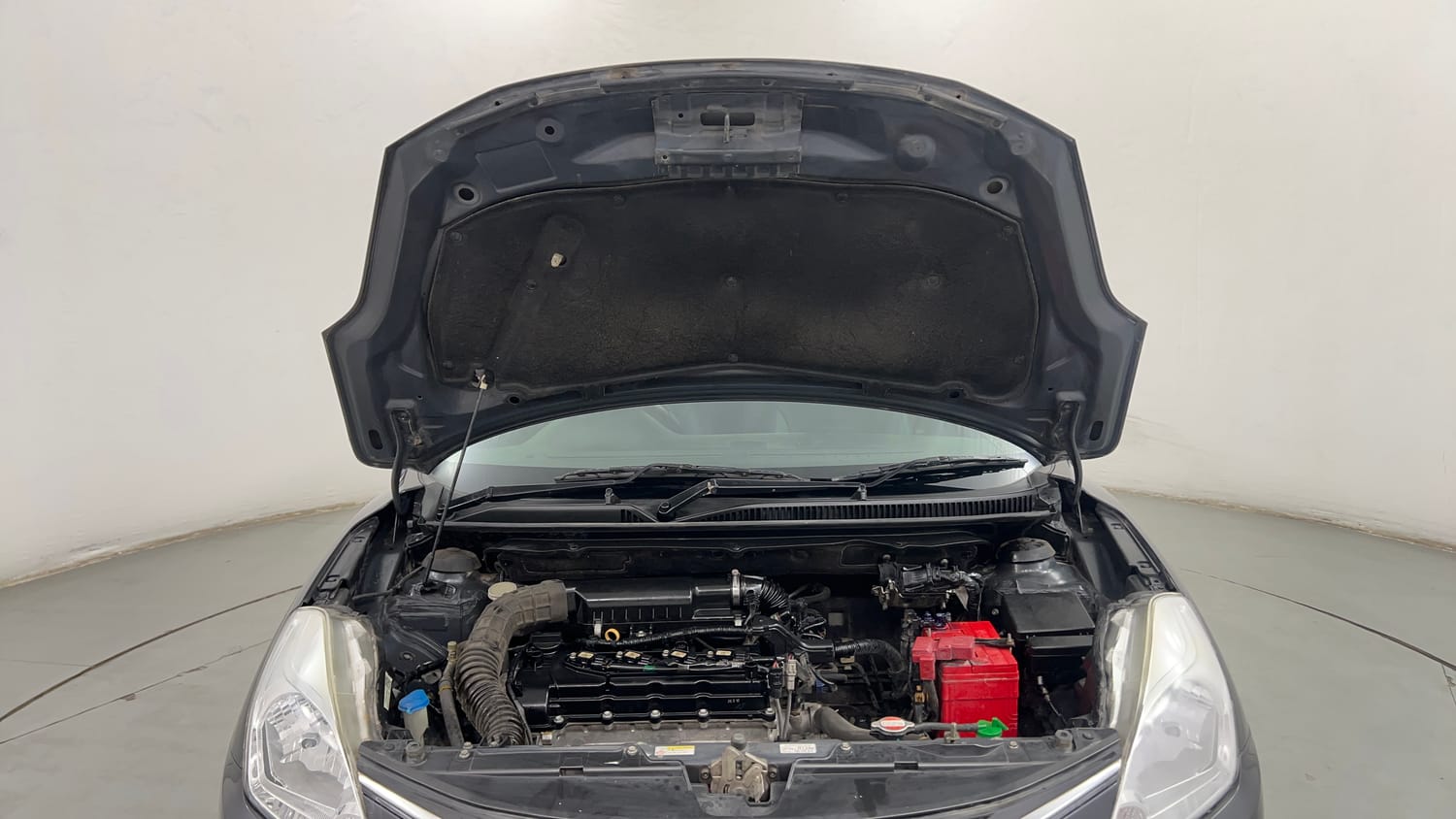 Used 2017 Maruti Suzuki Baleno Zeta 1.2 AT Petrol Automatic engine ENGINE & BONNET OPEN FRONT VIEW