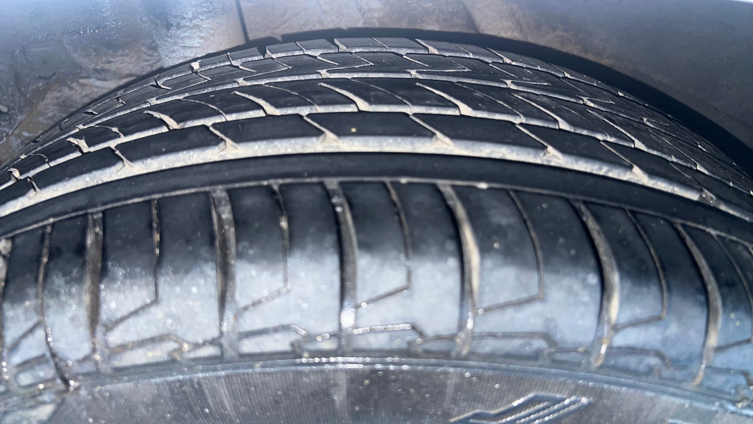 Used 2018 Hyundai Verna SX (O) 1.6 VTVT AT Petrol Automatic tyres RIGHT REAR TYRE TREAD VIEW
