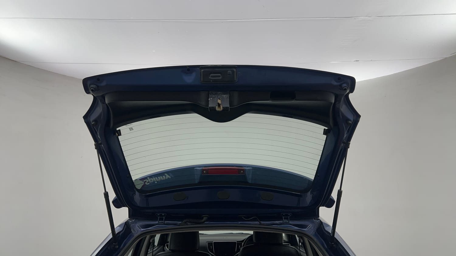 Used 2020 Maruti Suzuki Baleno Zeta Petrol Manual interior DICKY DOOR OPEN VIEW